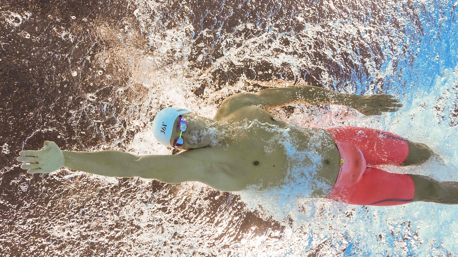 开云体育APP-“超级劲旅崛起：黑马球队的逆袭故事”